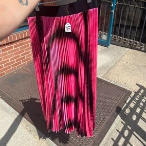 Alice + Olivia pleated silk skirt